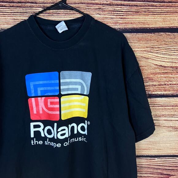 Vintage Roland "The Shape Of Music" T-shirt - Picture 3 of 8